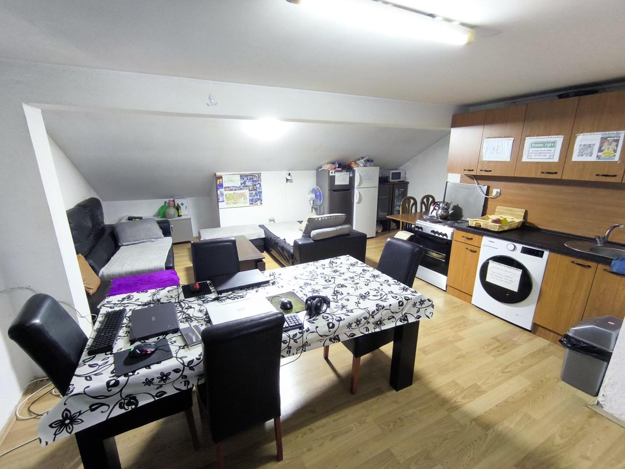 Historia Hostel Скопье Экстерьер фото
